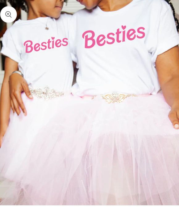 Besties T-Shirt